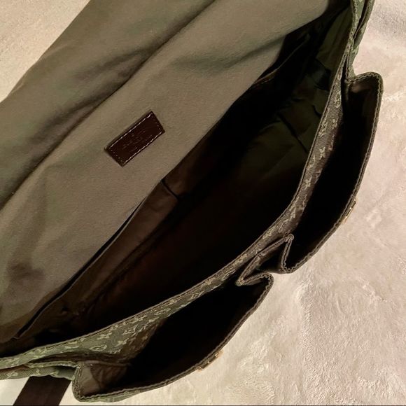 🚫SOLD🚫Authentic Louis Vuitton Sac Maman Bag and Changing Pad - Picture 10 of 16